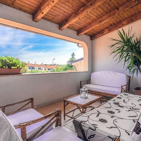 Apartamento Rina B4 Poreč Exterior foto