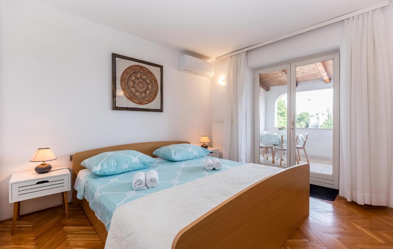 Apartamento Rina B4 Poreč Exterior foto